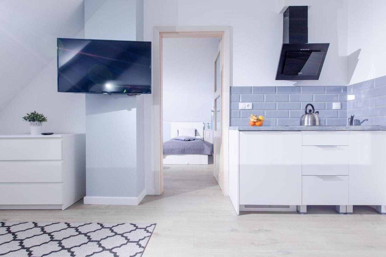 Pomona Apartment